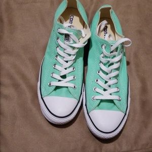 Mint green CONVERSE. Brand new, never worn.
